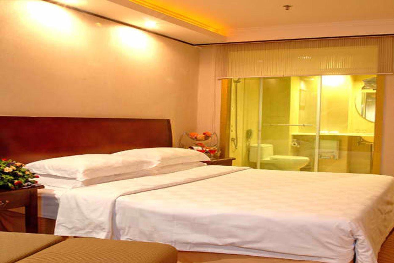 Royalty Hotel Shenzhen Esterno foto