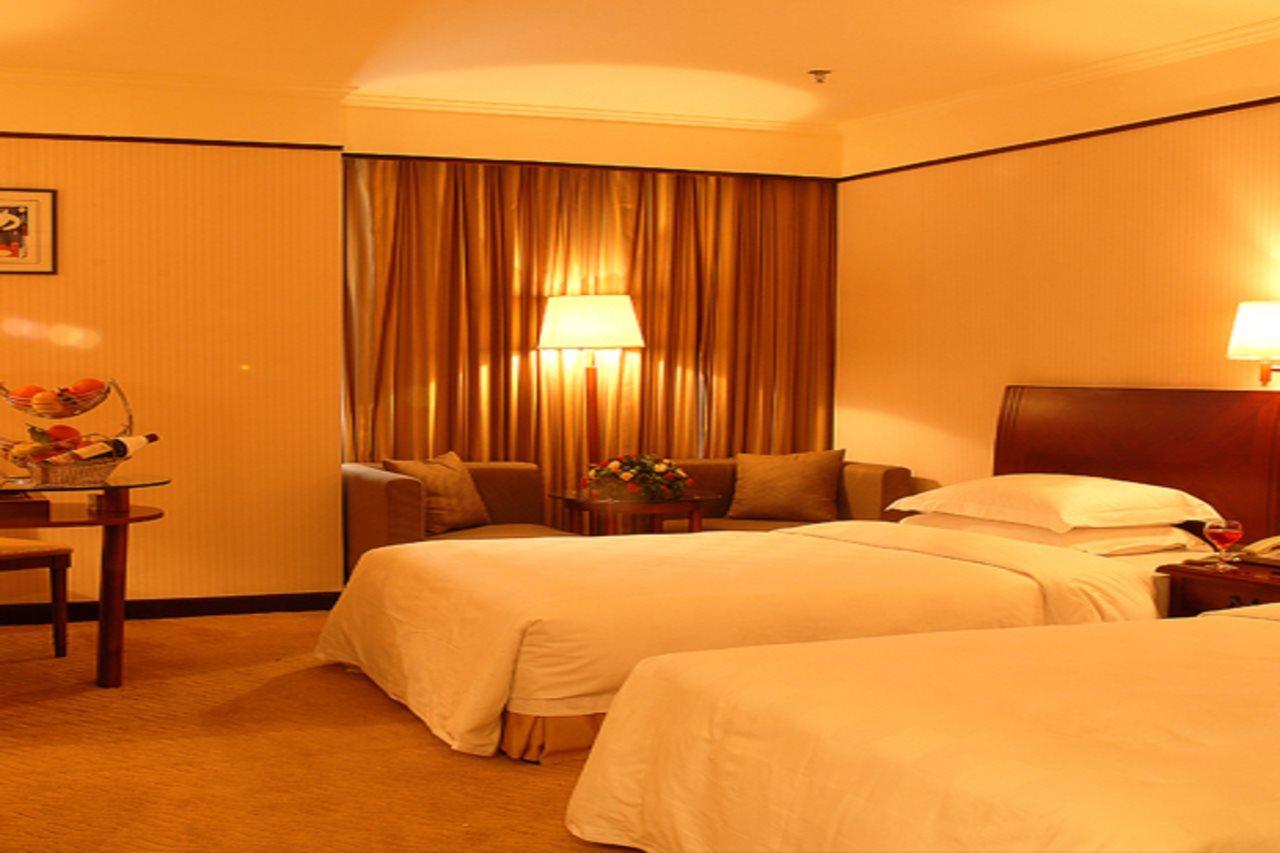 Royalty Hotel Shenzhen Esterno foto