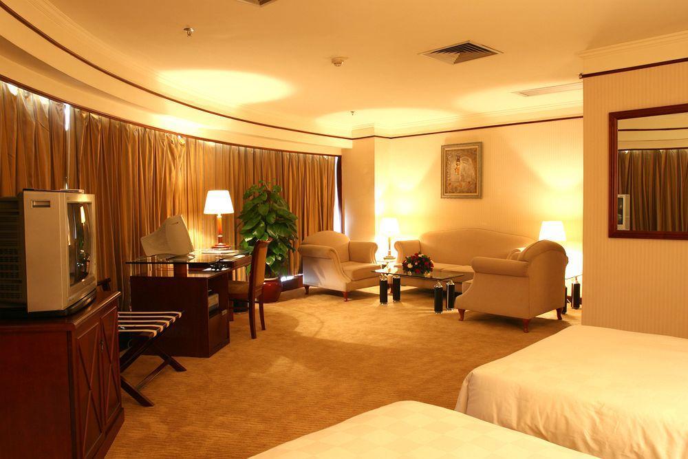 Royalty Hotel Shenzhen Esterno foto